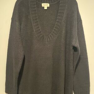 Open Edit Women's Charcoal black oversized V-Neck sweater. Size Medium.